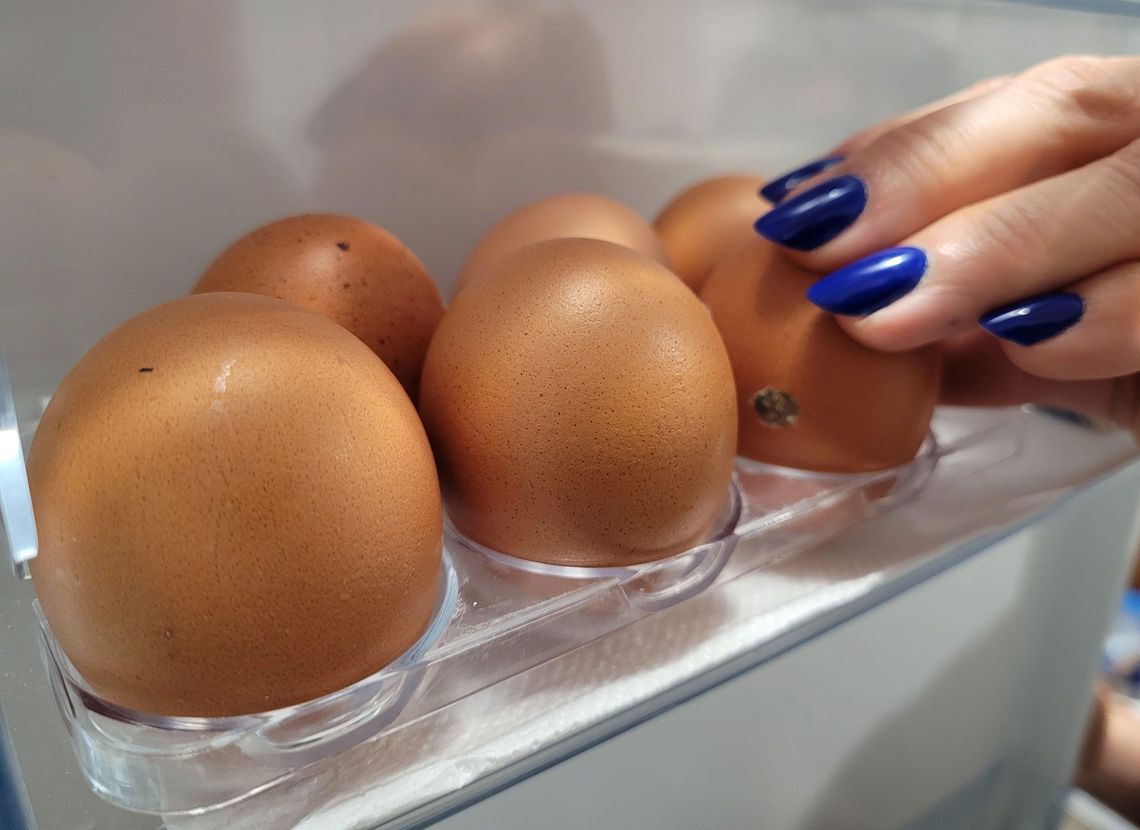 Ptasia grypa (nawet w powiecie gryfińskim) i koniec chowu klatkowego windują ceny w dyskontach