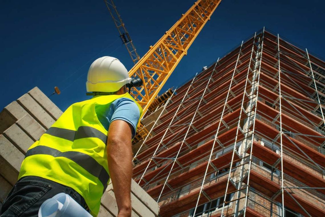 Do coraz większej liczby firm przychodzi skarbówka. PiS szuka kasy?