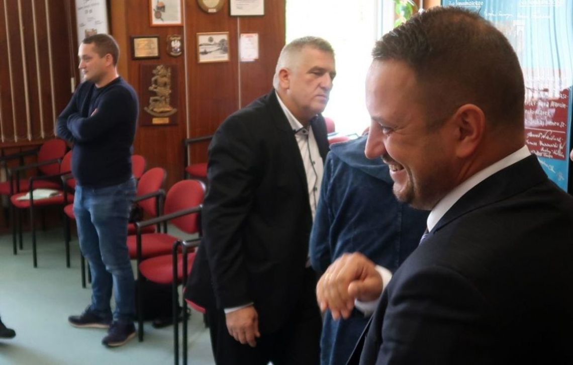 Puzik ratuje skórę… Milerom? Puzik ratuje skórę… Milerom?