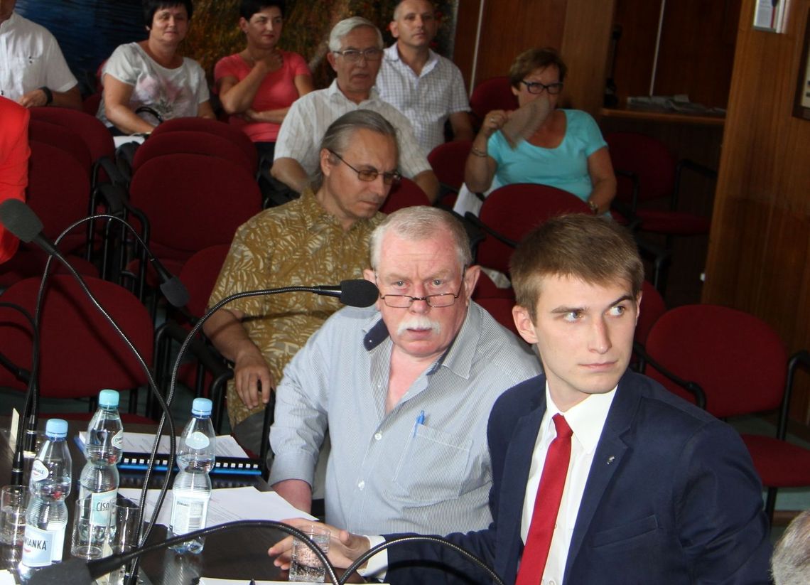 Radni uratowali Zenona Trzepacza Radni uratowali Zenona Trzepacza