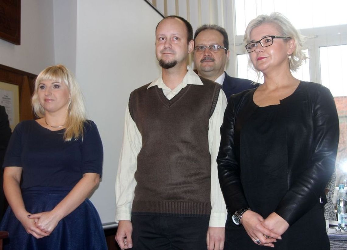 Radni wyróżnili ludzi od informacji Radni wyróżnili ludzi od informacji