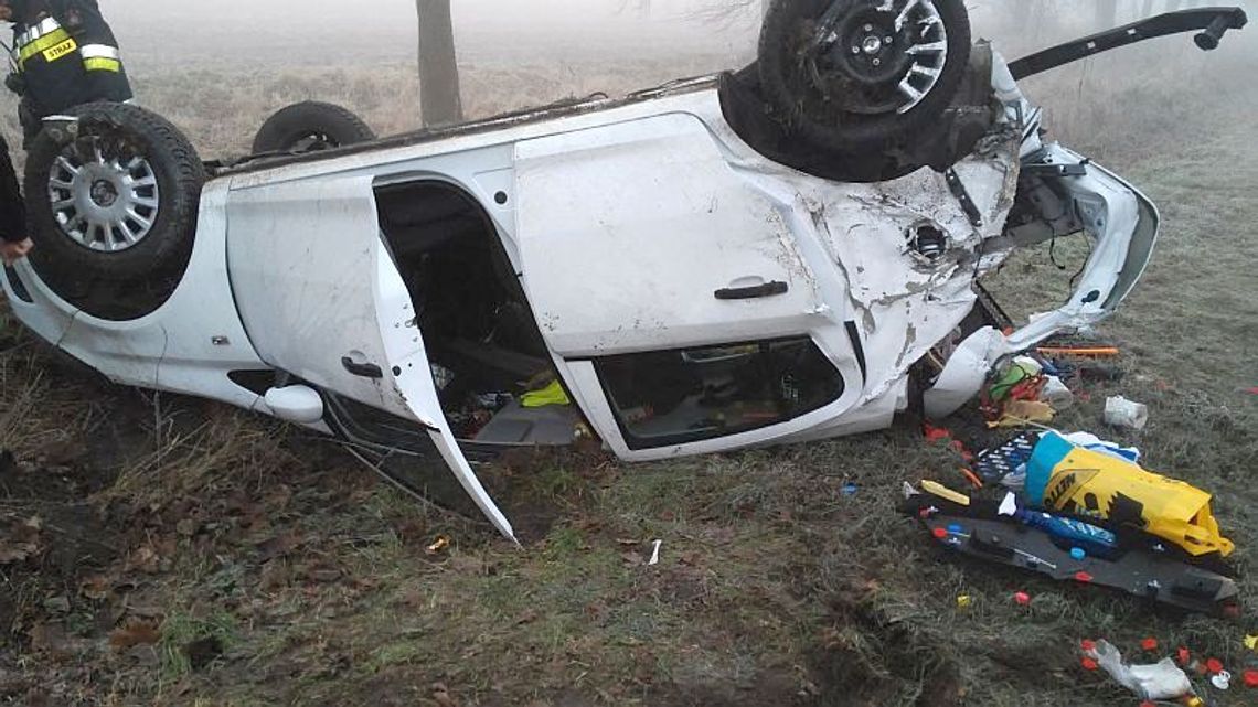 Ranny kierowca trafił do szpitala Ranny kierowca trafił do szpitala