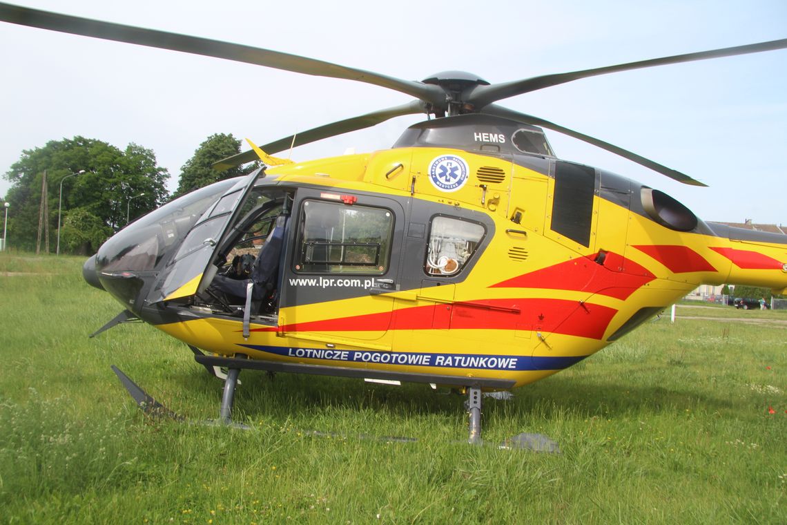 Ranny rowerzysta został helikopterem przetransportowany do szpitala