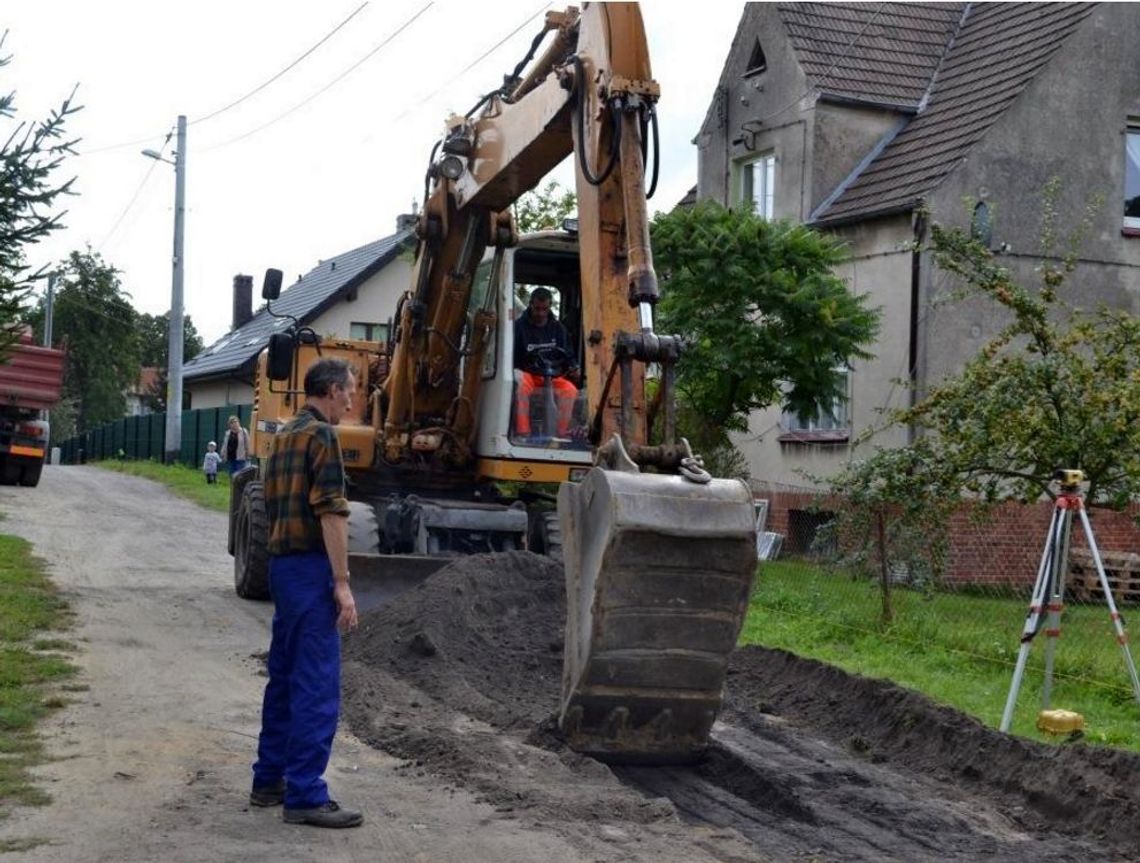Remontują dom i ulicę Remontują dom i ulicę