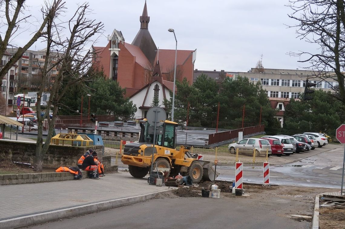 Roboty potrwają najkrócej do końca półrocza