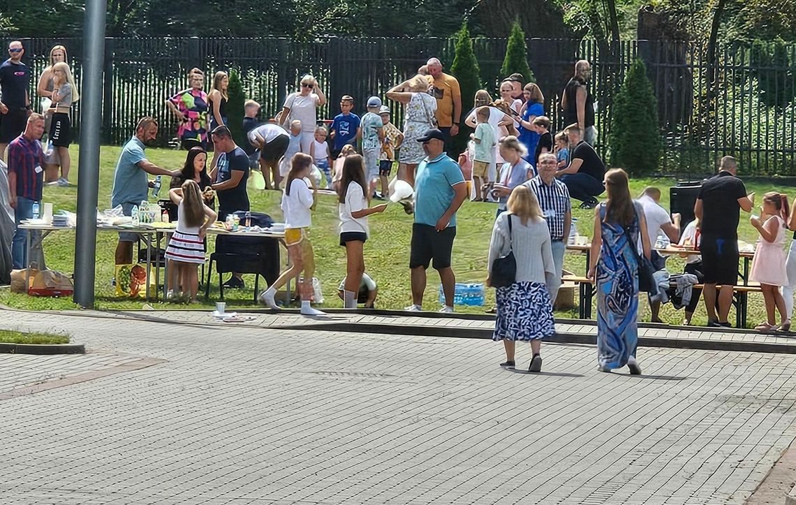 Rodzinny piknik był strzałem w dziesiątkę. Radość wymalowana na twarzach [FOTO]