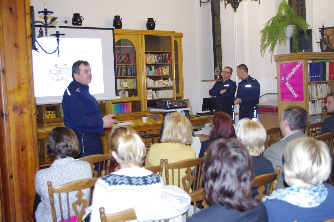 Rozmawiali o prawach człowieka i uprawnieniach policji