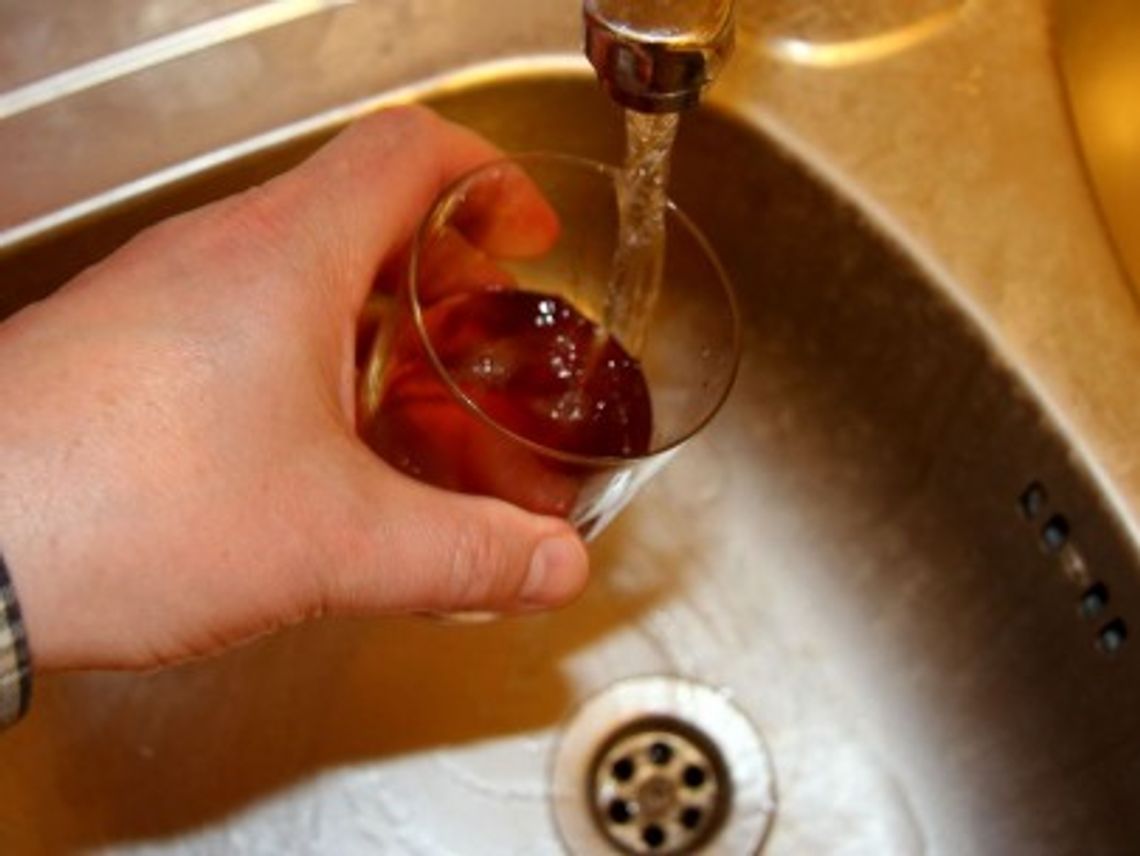 Rozpoczęli płukanie sieci wodociągowej Rozpoczęli płukanie sieci wodociągowej