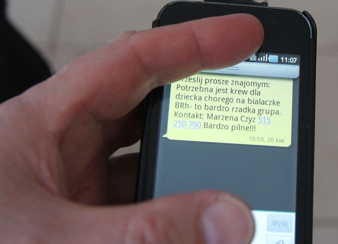 Rozprzestrzenia się jak plaga. Zatruwający SMS trafił na policję Rozprzestrzenia się jak plaga. Zatruwający SMS trafił na policję