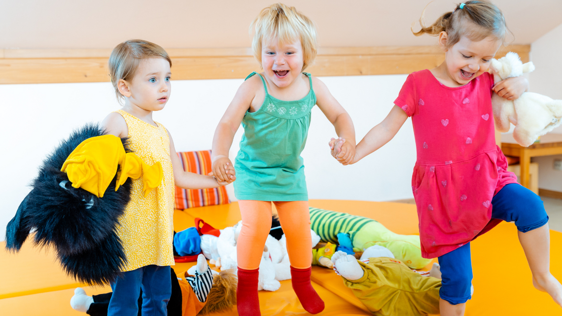 Sukces „babciowego”. Z pomysłu Tuska skorzystały setki tysięcy rodziców. Co wybrali? Sukces „babciowego”. Z pomysłu Tuska skorzystały setki tysięcy rodziców. Co wybrali?