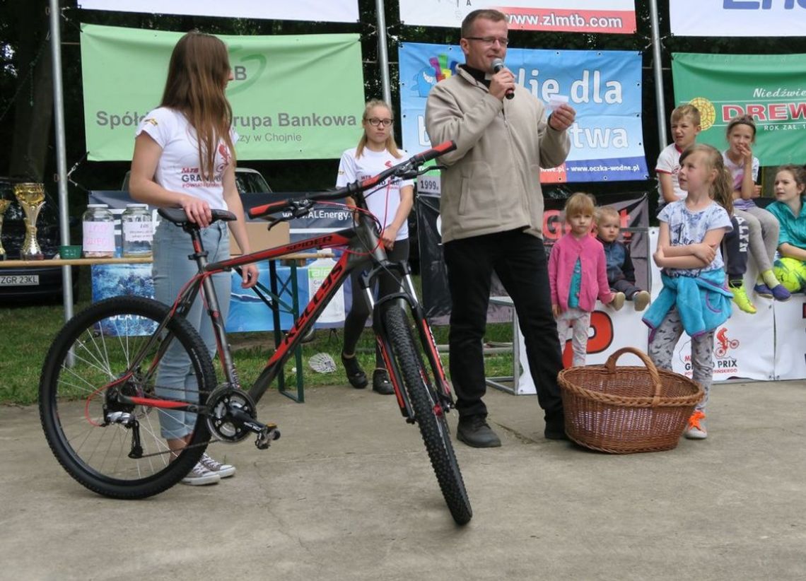 Samochód mercedes i dobry rower to nagrody podczas festiwalu rowerowo - biegowego "Sport to zdrowie"