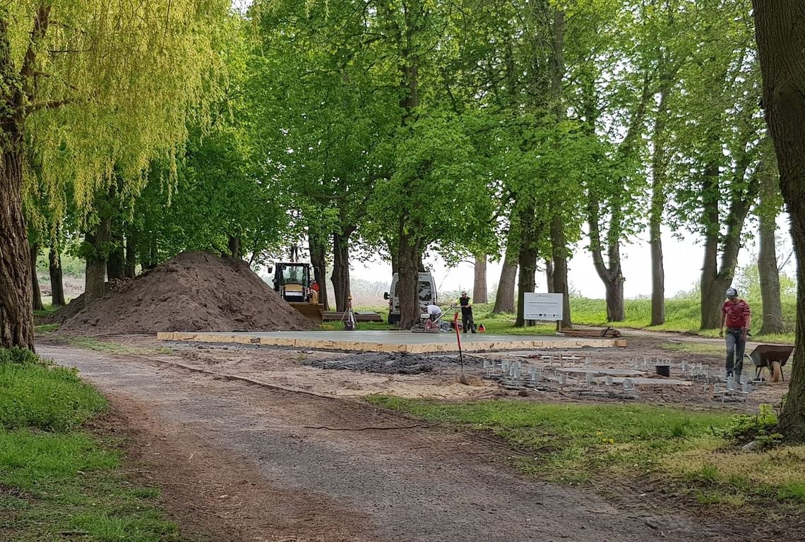 Sawaryn nie przywróci plaży, Parki zrobią wiatę