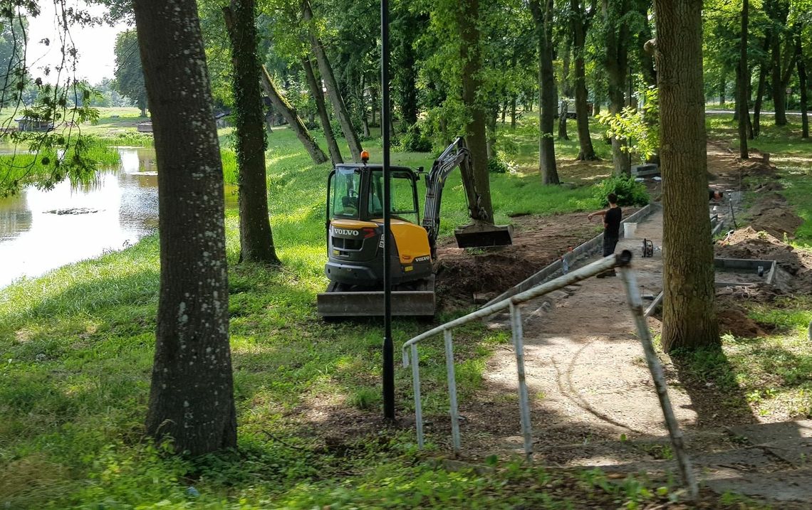 Ścieżka wzdłuż prawego dopływu Odry