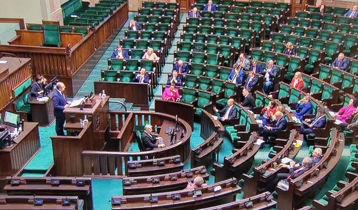 Sejm powołuje komisje specjalnie. Sejmowe debaty