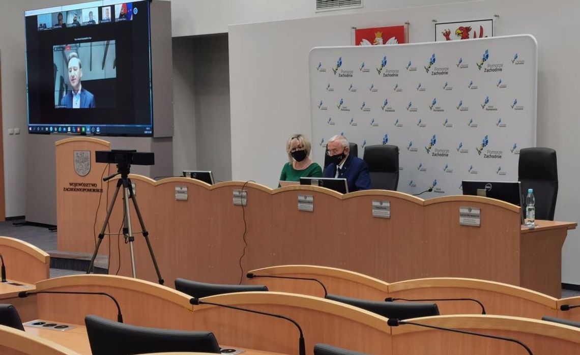 Sejmik wspiera kobiety Sejmik wspiera kobiety