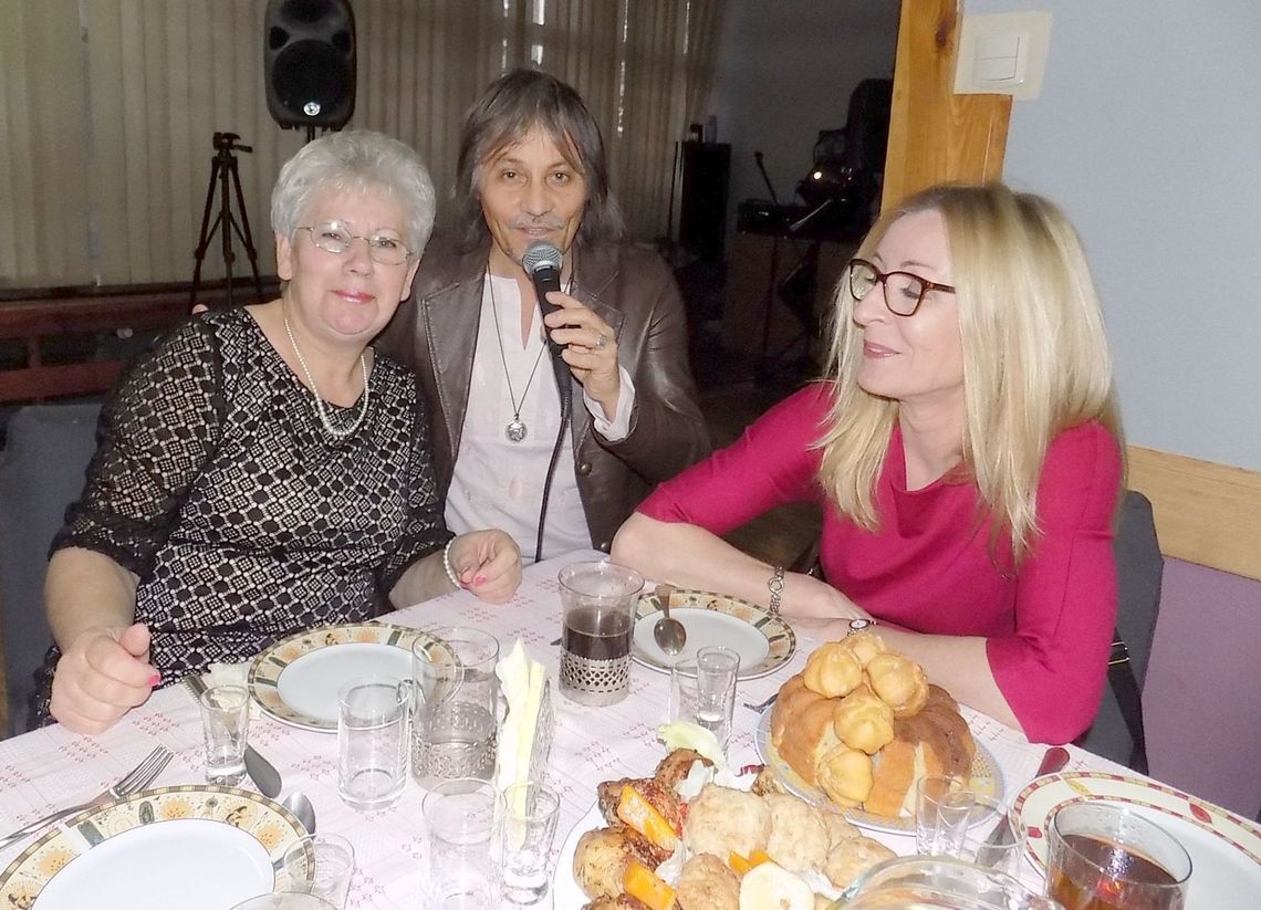 Senior bawił się w Regalicy Senior bawił się w Regalicy