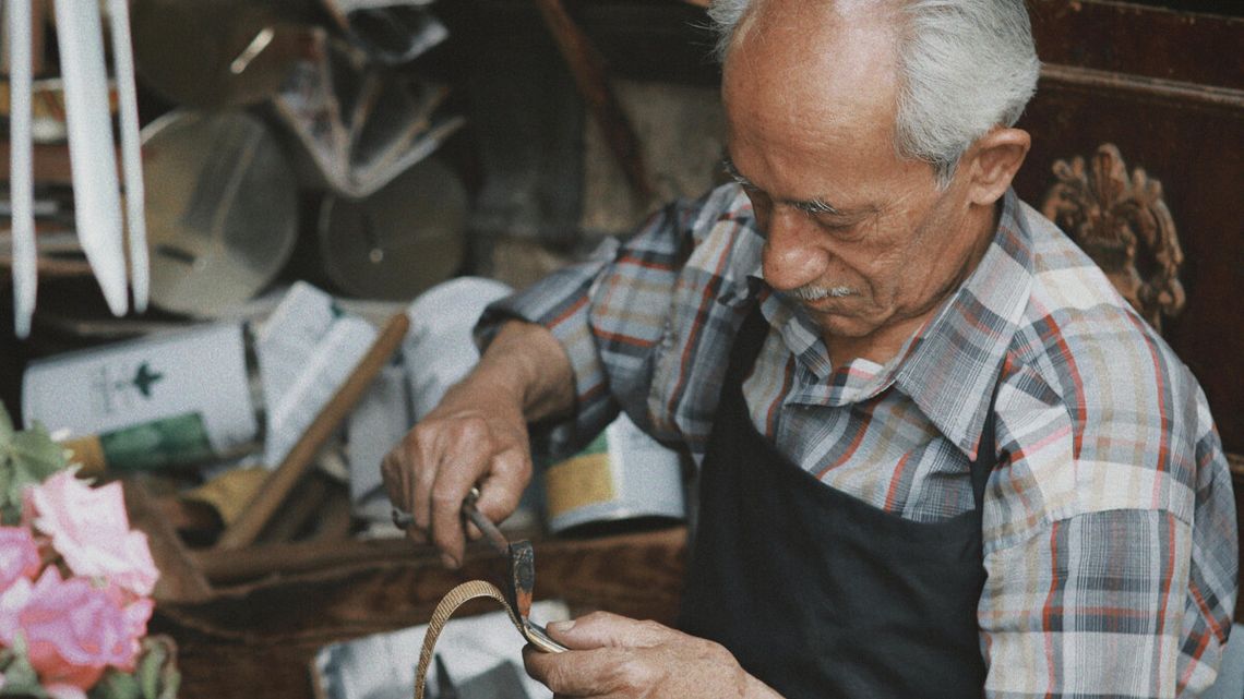 Seniorzy zadłużają się i nie spłacają długu. 70-latek winien jest sto mln zł