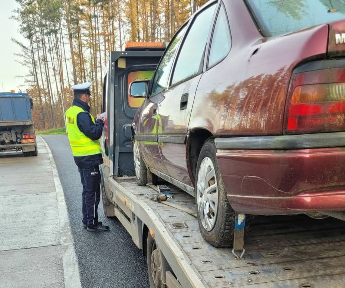 Sensacja na drogach Gryfina! Trujące auta wycofane z ruchu, zabrane dowody rejestracyjne