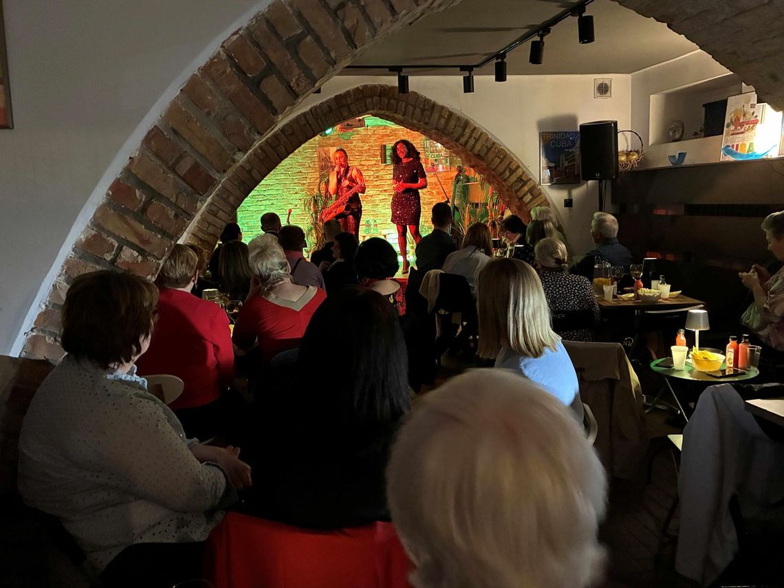 Sentymentalna podróż: „Muzyczna Randka w Ciemno” z utworami Osieckiej