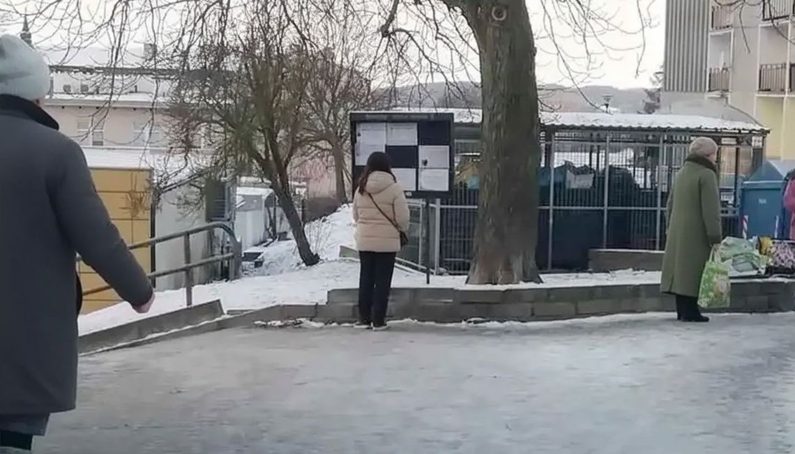 Serce w żałobie jest jak potłuczone lustro – w każdym odłamku widać kogoś, kogo już nie ma