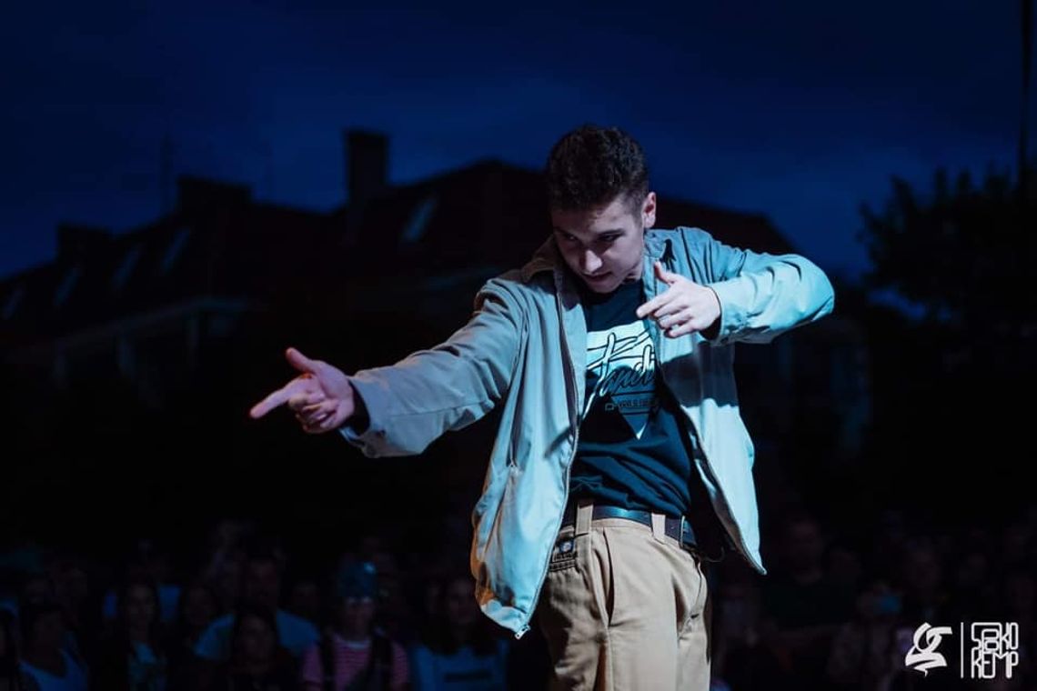 Setki tancerzy i znakomici didżeje już wkrótce Setki tancerzy i znakomici didżeje już wkrótce