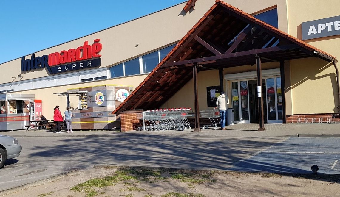 Sklep zamknęli nagle. Otworzą dopiero w sobotę