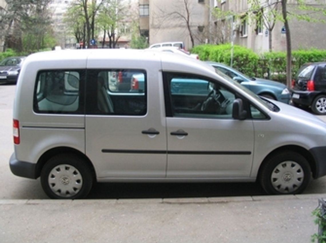 Skradli samochód ze sprzętem z domu kultury. Pomóżmy go odnaleźć Skradli samochód ze sprzętem z domu kultury. Pomóżmy go odnaleźć