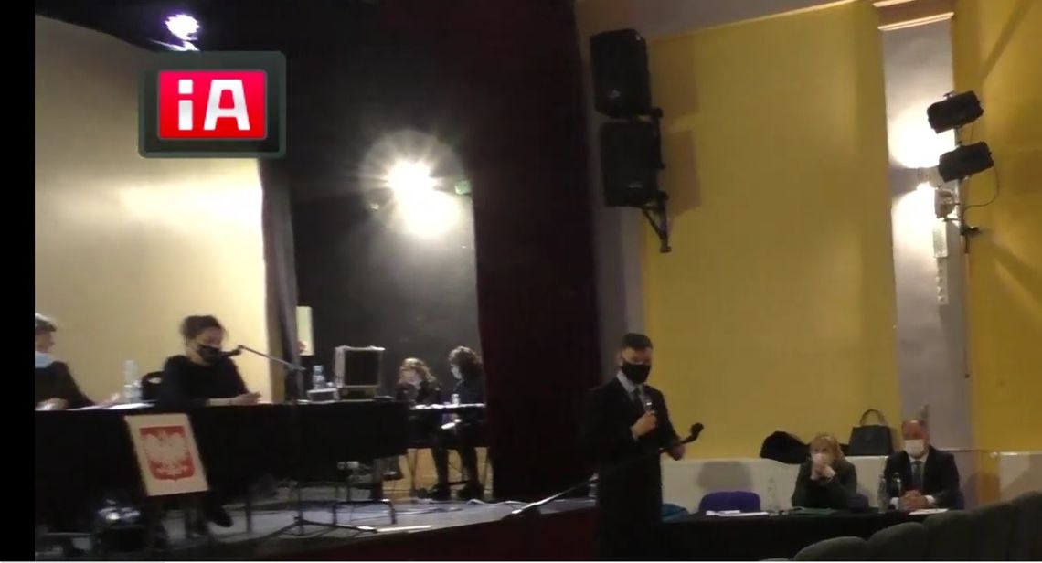 Słychać jeden wielki bełkot! Słychać jeden wielki bełkot!