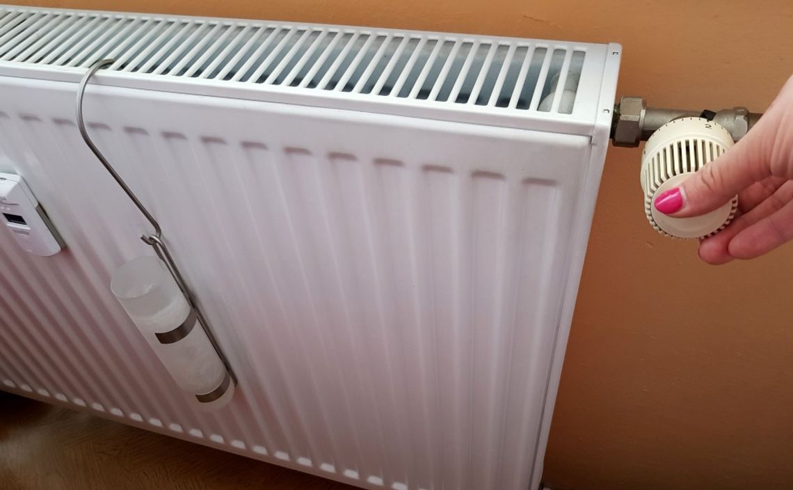 SM Regalica wymienia zawory grzejnikowe