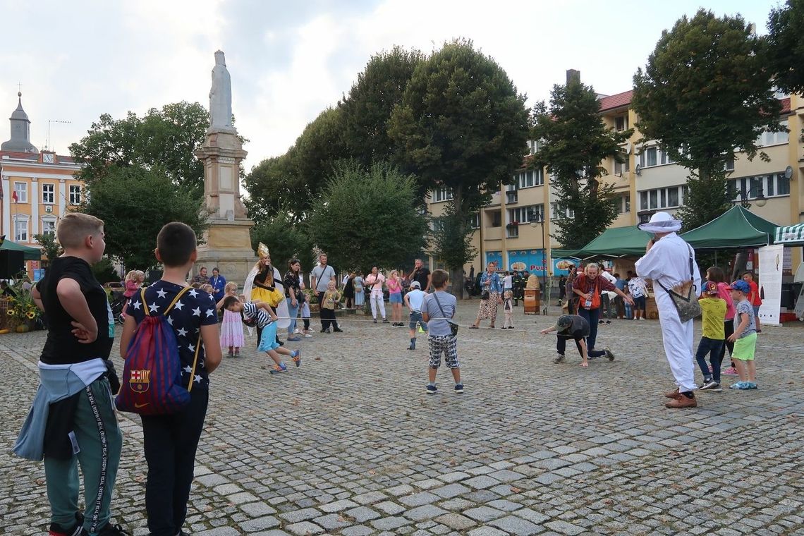 Smaki natury i dawka humoru w Mieszkowicach. Przewodnik po Festiwalu Miodów i Ekologicznej Żywności