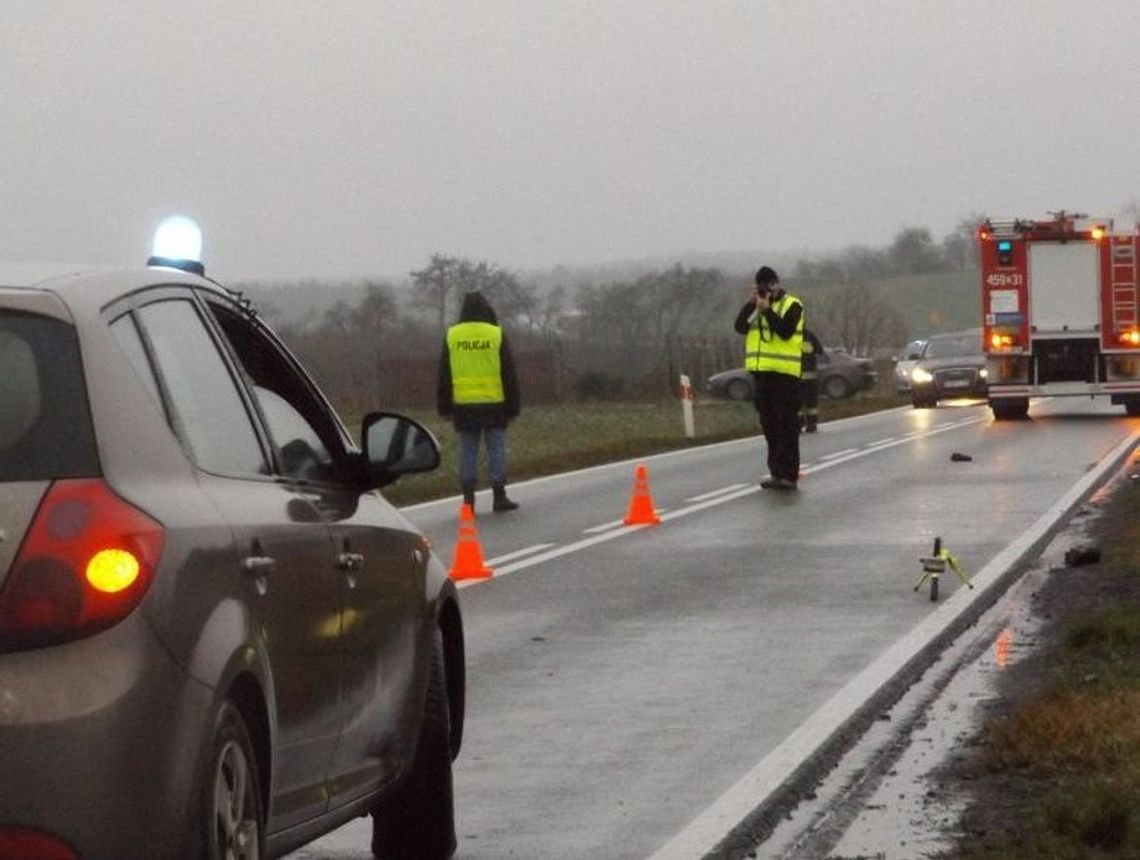 Śmierć na drodze i zachowanie strażaka