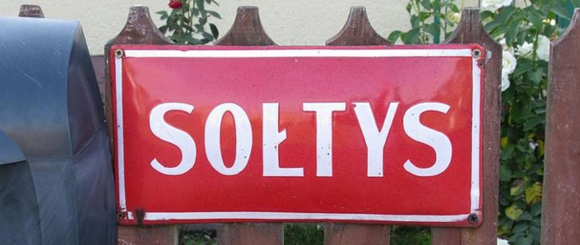 Sołtysi i obiecane dla nich pieniądze. Pokrzywdzeni idą do sądów administracyjnych