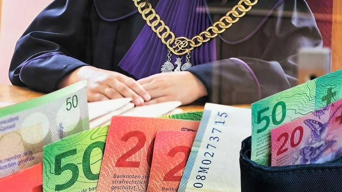 Czarny scenariusz się spełnia? Banki pozywane przez frankowiczów Czarny scenariusz się spełnia? Banki pozywane przez frankowiczów