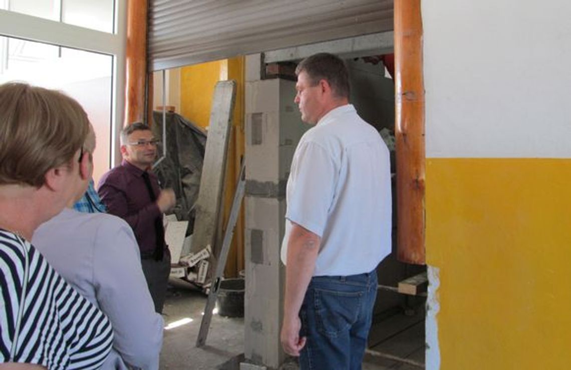 Sprawdzali przebieg inwestycji za ponad 300 tys. zł Sprawdzali przebieg inwestycji za ponad 300 tys. zł