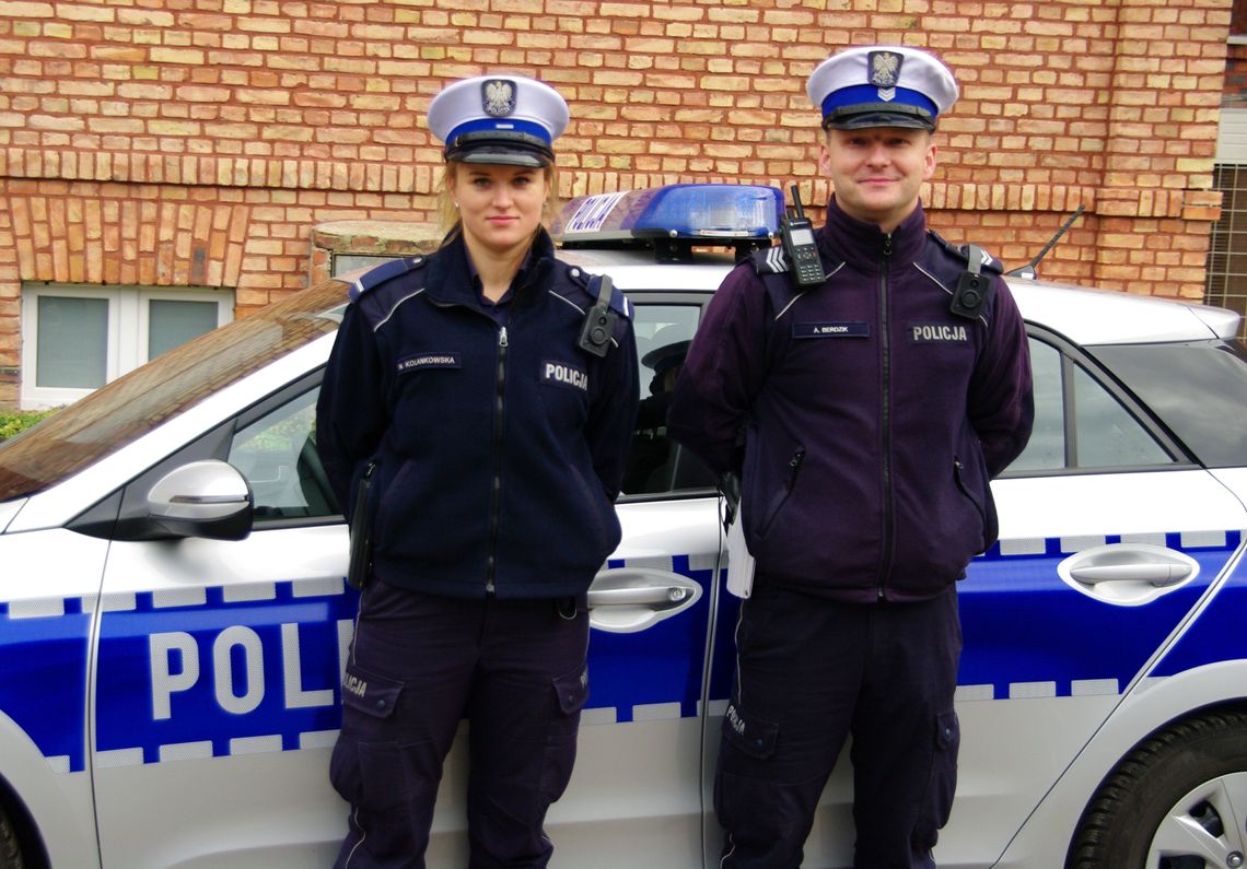 Stał już za barierkami mostu. Próbował popełnić samobójstwo Stał już za barierkami mostu. Próbował popełnić samobójstwo