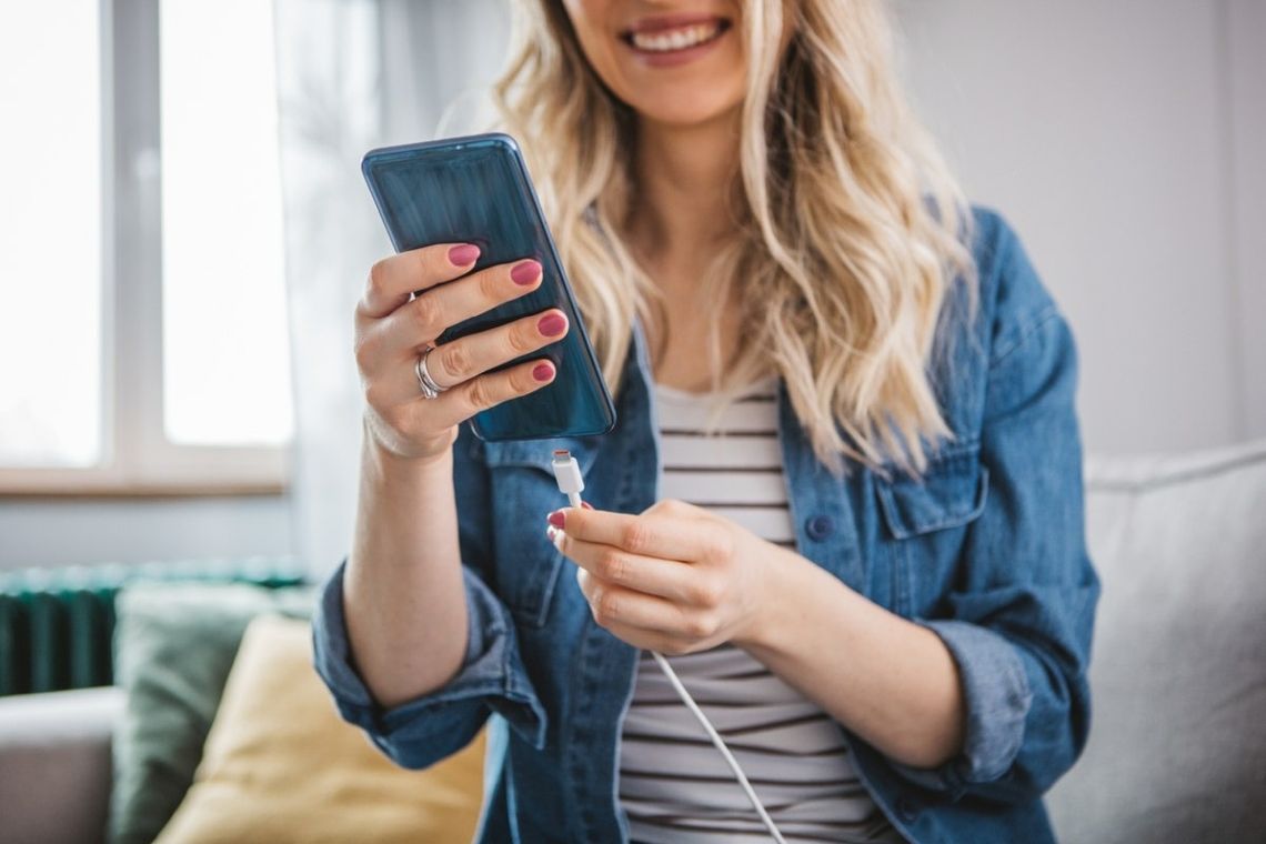 Stało się: jedna ładowarka do wszystkich urządzeń. Co zrobi Apple? Stało się: jedna ładowarka do wszystkich urządzeń. Co zrobi Apple?