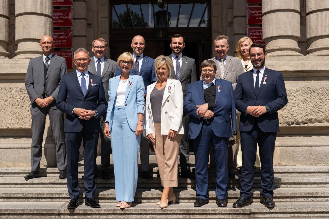 Starosta i wójt zostali uhonorowani przez ministra Starosta i wójt zostali uhonorowani przez ministra