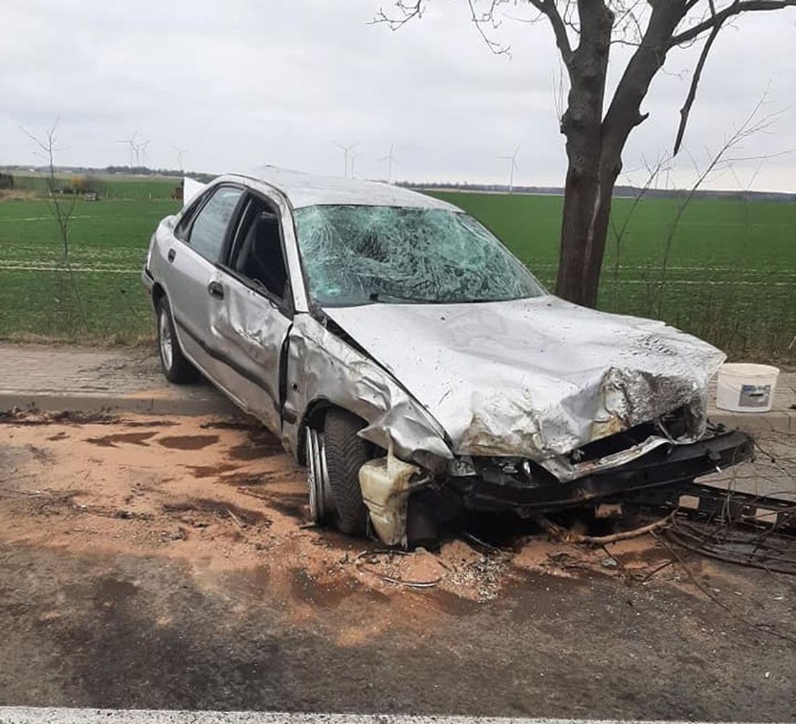 Stracił panowanie nad kierownicą. Skutki były poważne