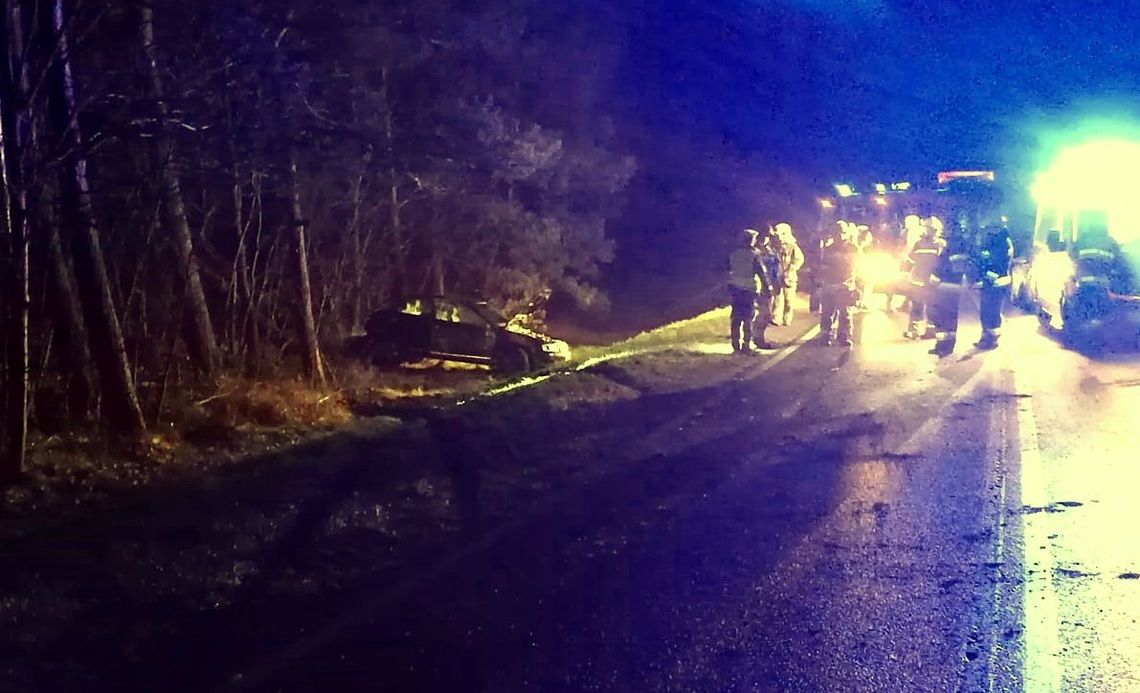 Stracił panowanie nad samochodem i wpadł do rowu