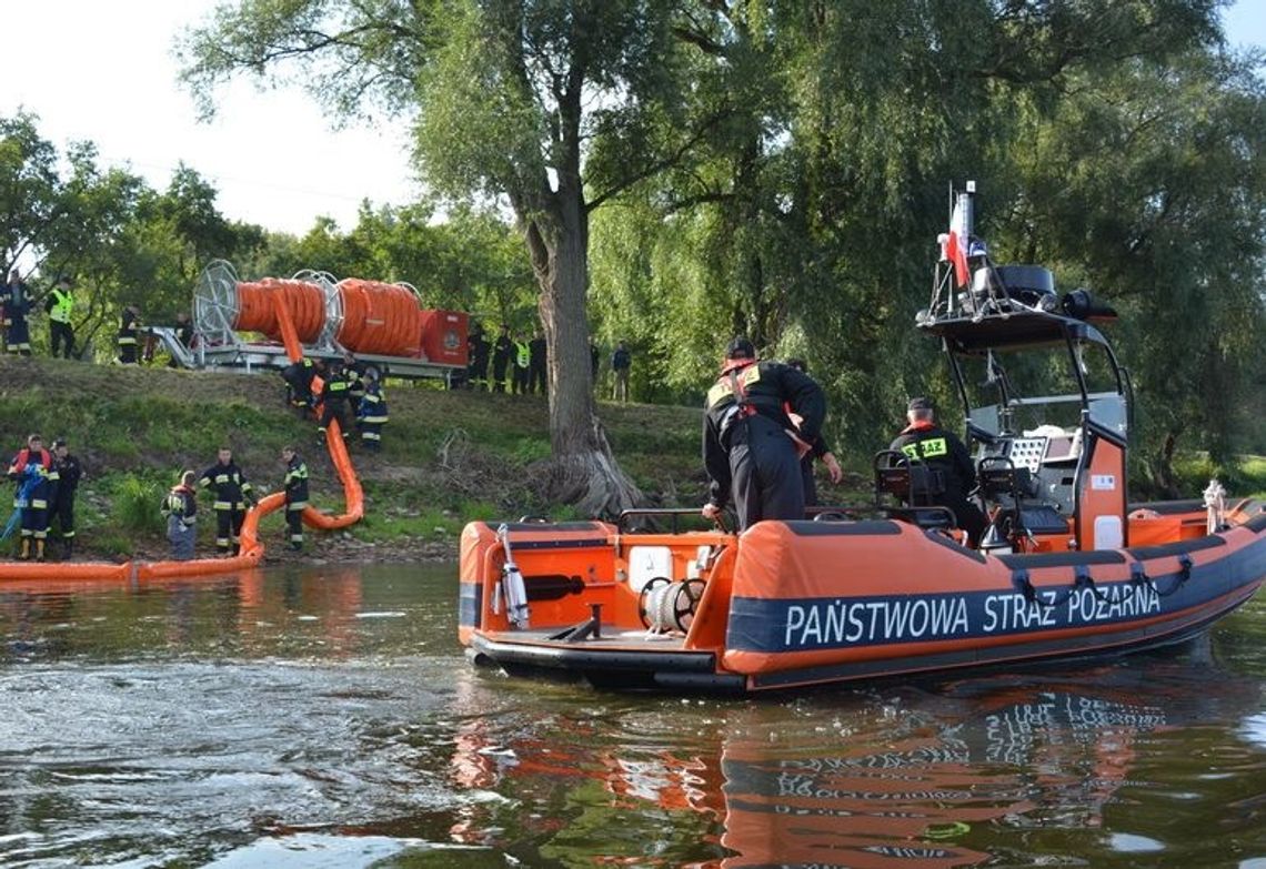 Strażacy i policjanci jadą na kongres