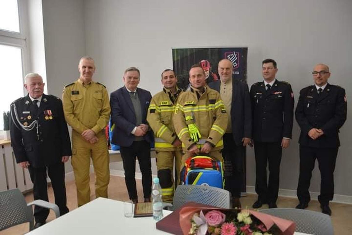 Strażacy ochotnicy mają nowy sprzęt do ratownictwa medycznego Strażacy ochotnicy mają nowy sprzęt do ratownictwa medycznego