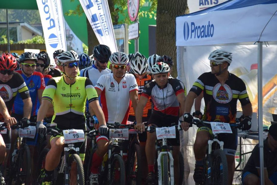 Strażacy z Gryfina na Mistrzostwach Polski Strażaków PSP w Maratonie MTB