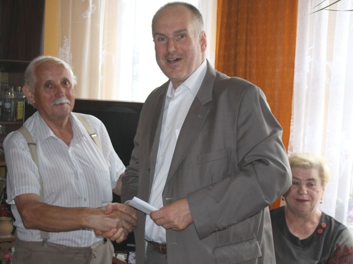 Stypendium burmistrza powędrowało w czerwcu do Marka Kozaneckiego Stypendium burmistrza powędrowało w czerwcu do Marka Kozaneckiego