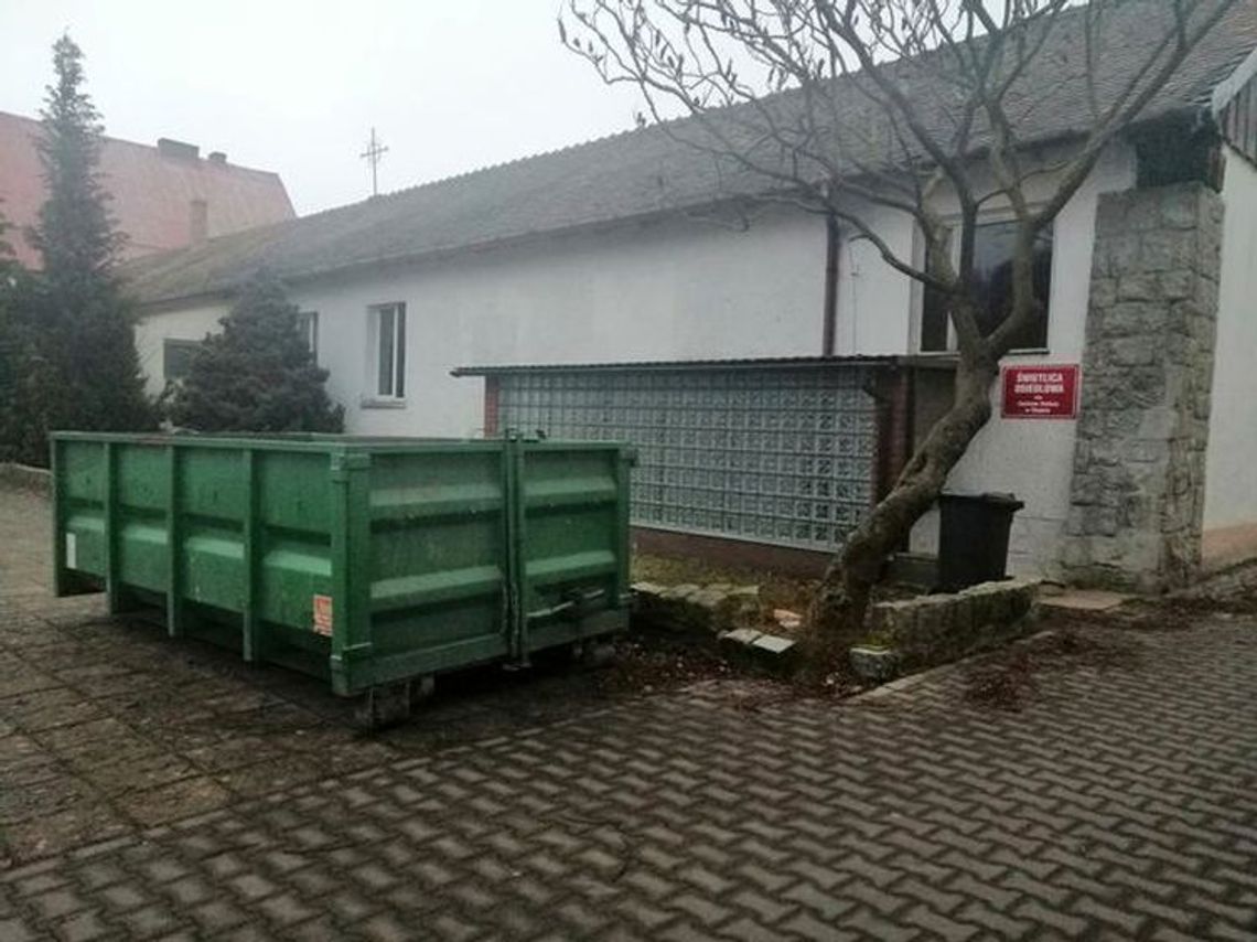 Świetlica zmienia przeznaczenie? Nowa siedziba Gryfińskiego Stowarzyszenia Ratowniczego Świetlica zmienia przeznaczenie? Nowa siedziba Gryfińskiego Stowarzyszenia Ratowniczego