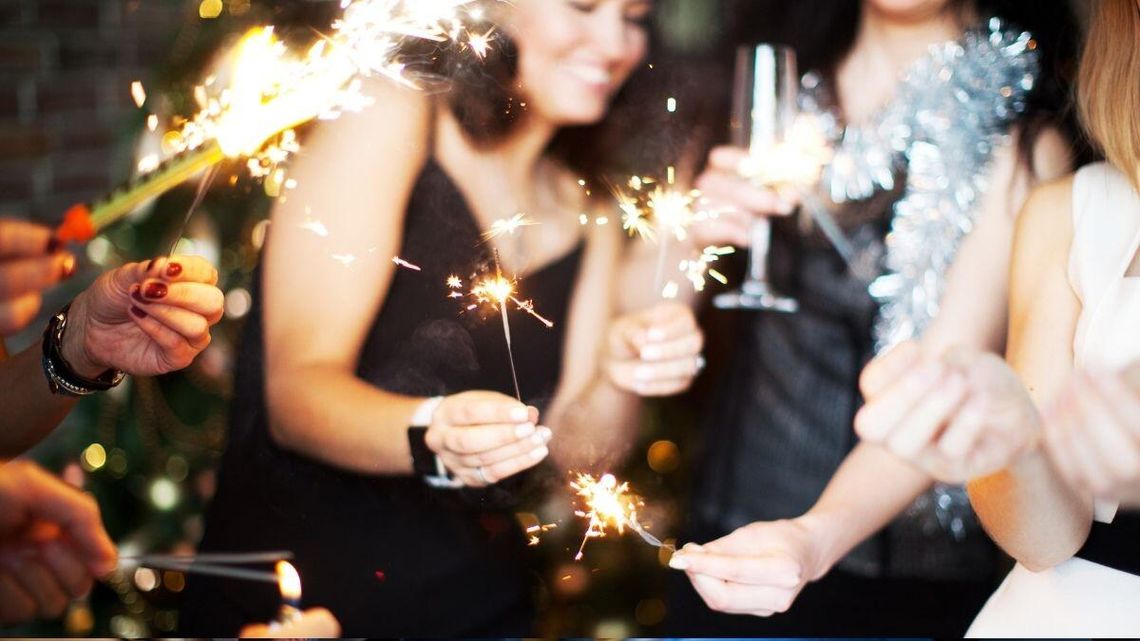 Zabawa sylwestrowa w ostatniej chwili. Oszuści mają metody