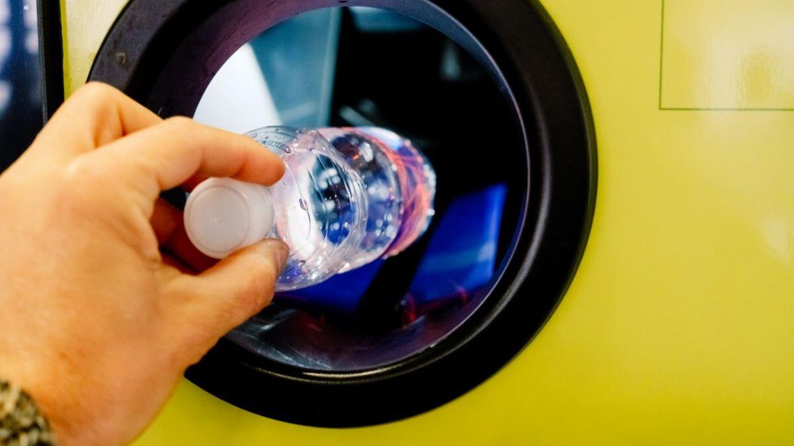 System kaucyjny przyniesie odwrotny skutek do zamierzonego? Wrócą jednorazowe?