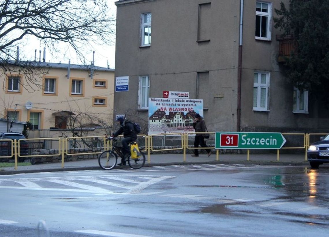 Szalony rowerzysta na Grunwaldzkiej