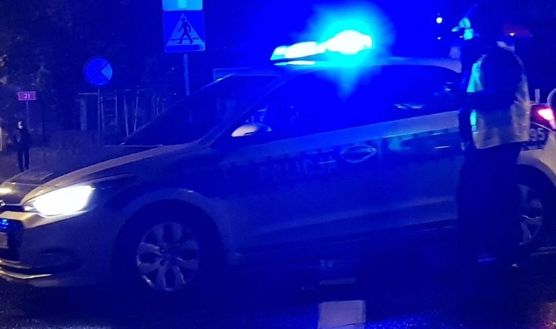 Szedł bez maseczki, a przy sobie miał narkotyki Szedł bez maseczki, a przy sobie miał narkotyki