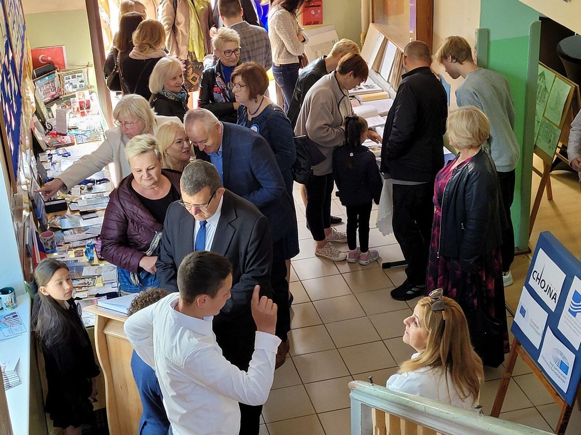 Szkoła w Nawodnej świętuje jubileusz 80-lecia [foto, wideo]