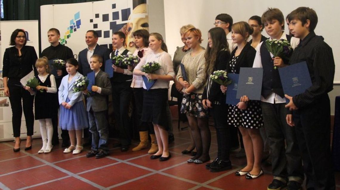 Szukają młodych artystów Szukają młodych artystów